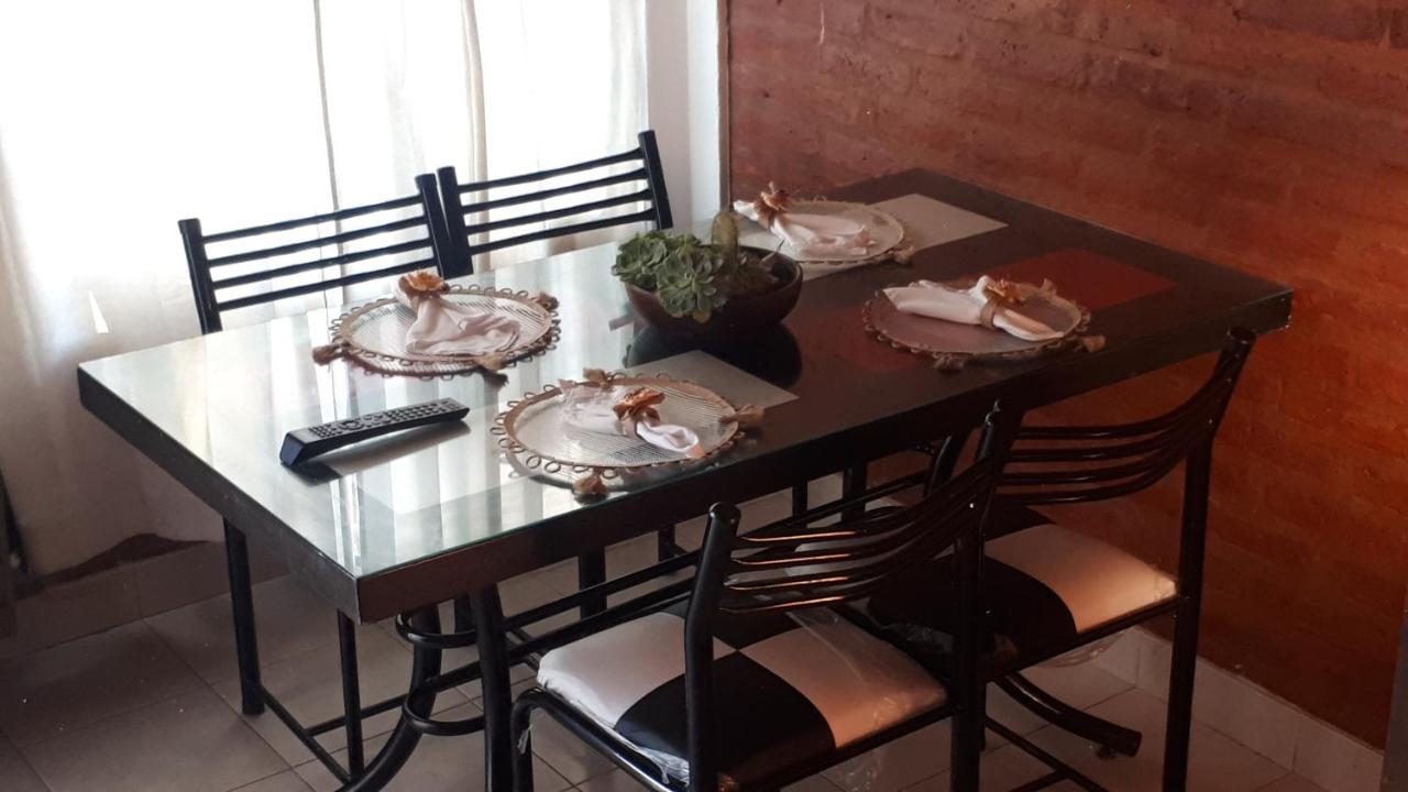 Departamentos Ensuenos Apartment Trelew Ngoại thất bức ảnh